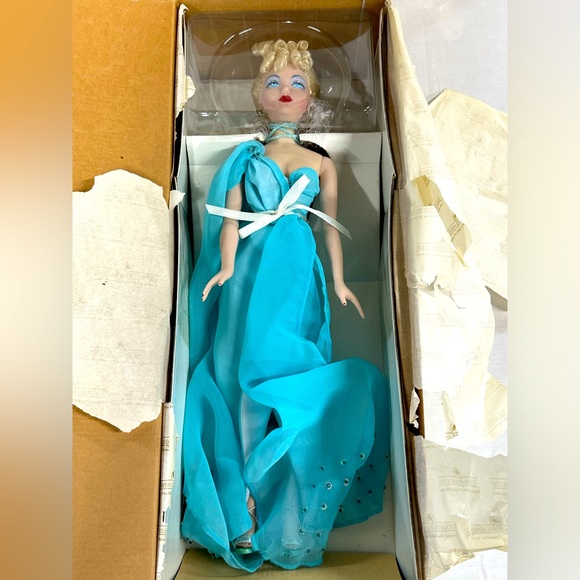 Vintage “Blue Goddess” Porcelain Doll in the Gene Collection by Mel Odom - Picture 1 of 8